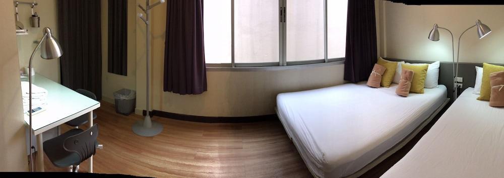 Cloudy Hostel Bangkok Luaran gambar