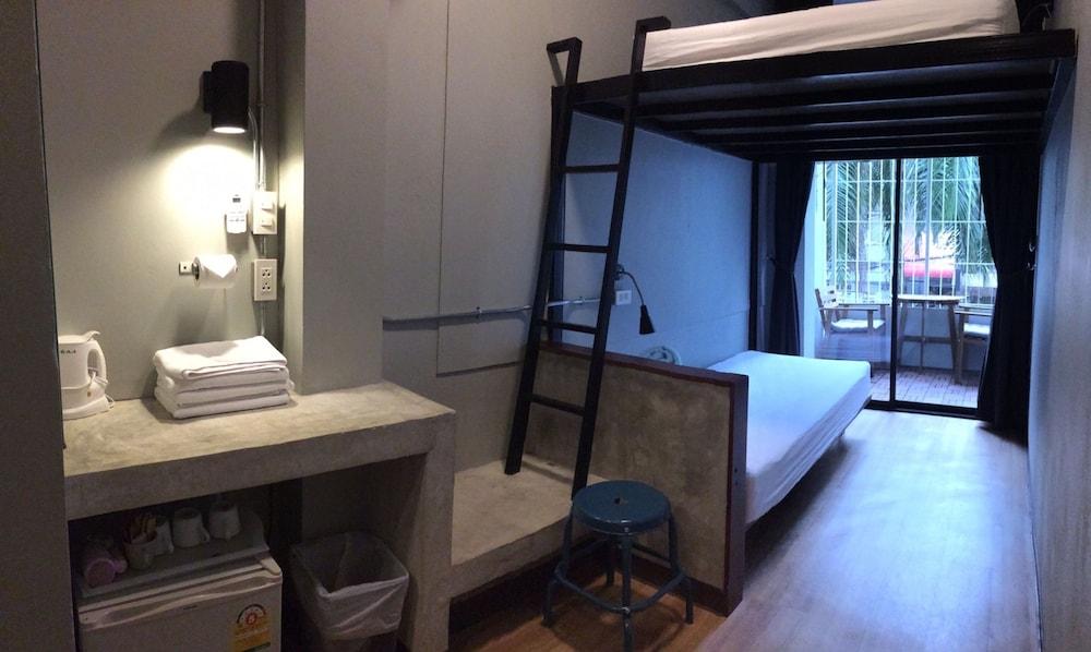 Cloudy Hostel Bangkok Luaran gambar