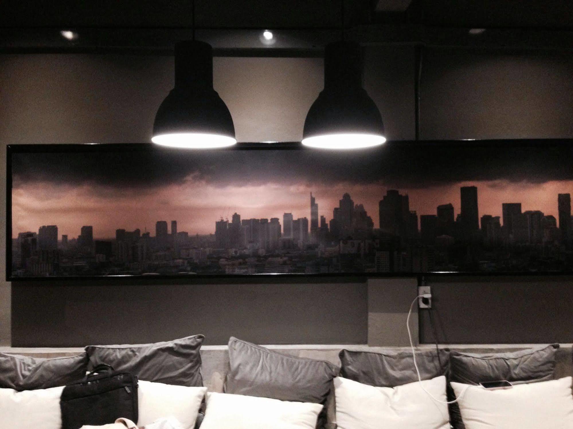 Cloudy Hostel Bangkok Luaran gambar