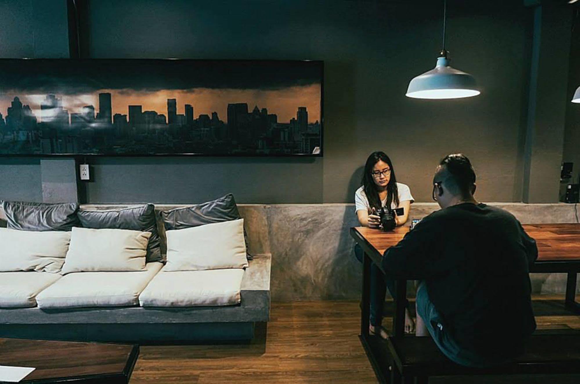 Cloudy Hostel Bangkok Luaran gambar