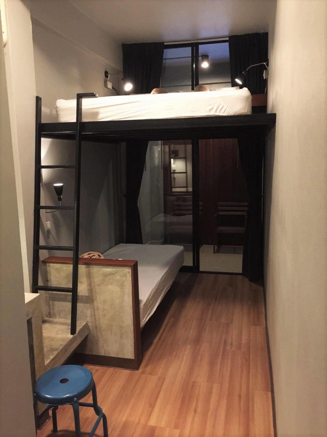 Cloudy Hostel Bangkok Luaran gambar
