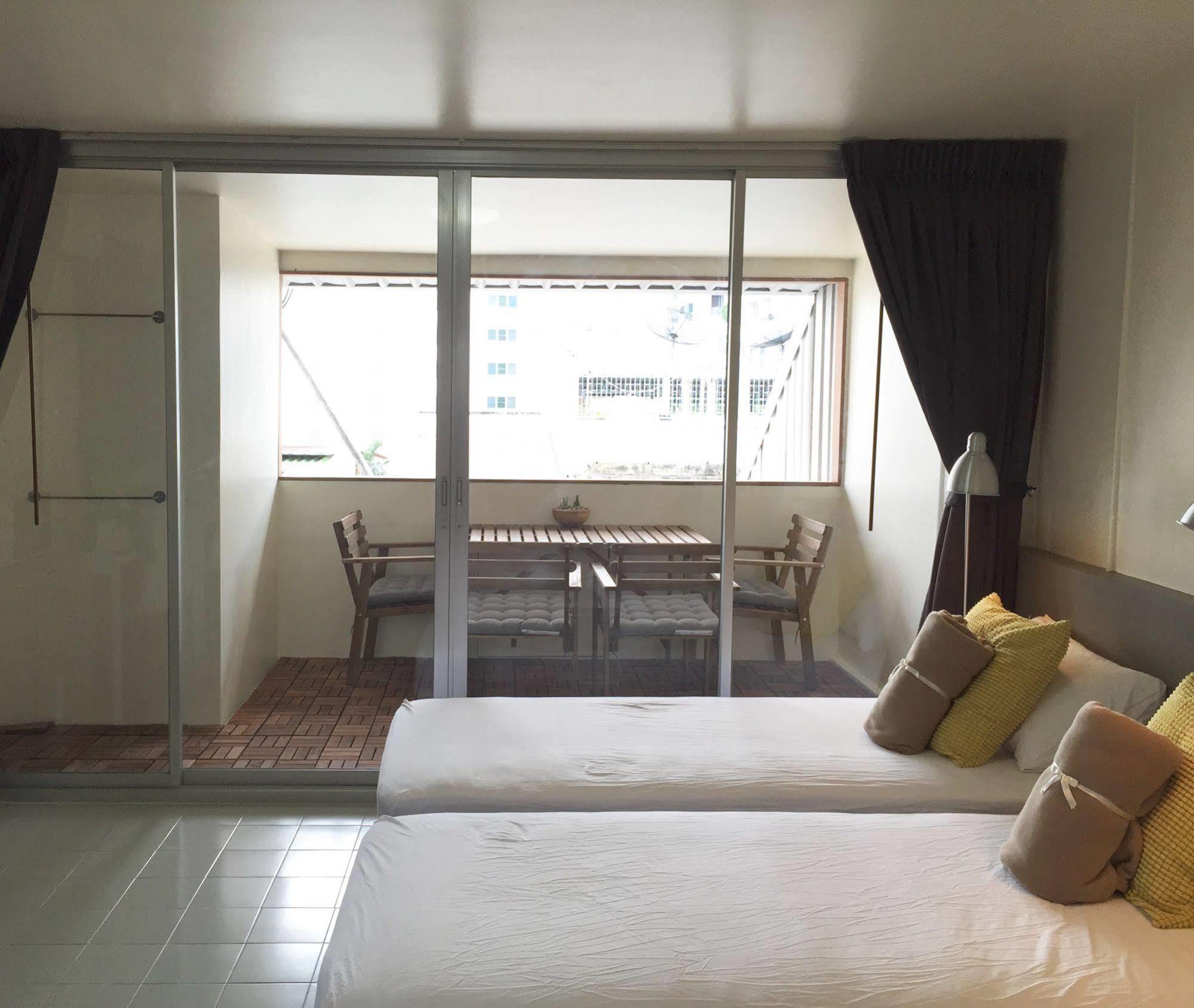 Cloudy Hostel Bangkok Luaran gambar